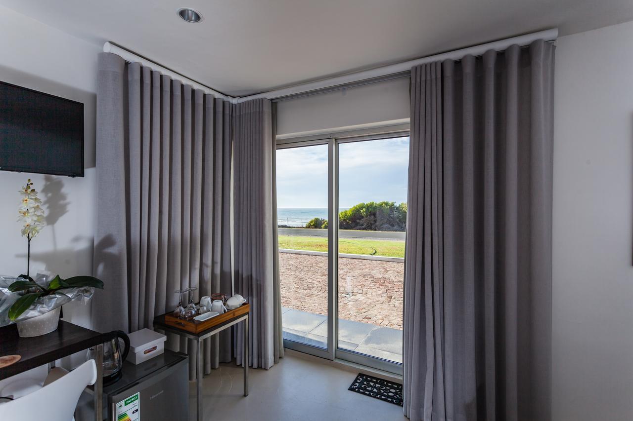 Hotel Agulhas Ocean House Extérieur photo