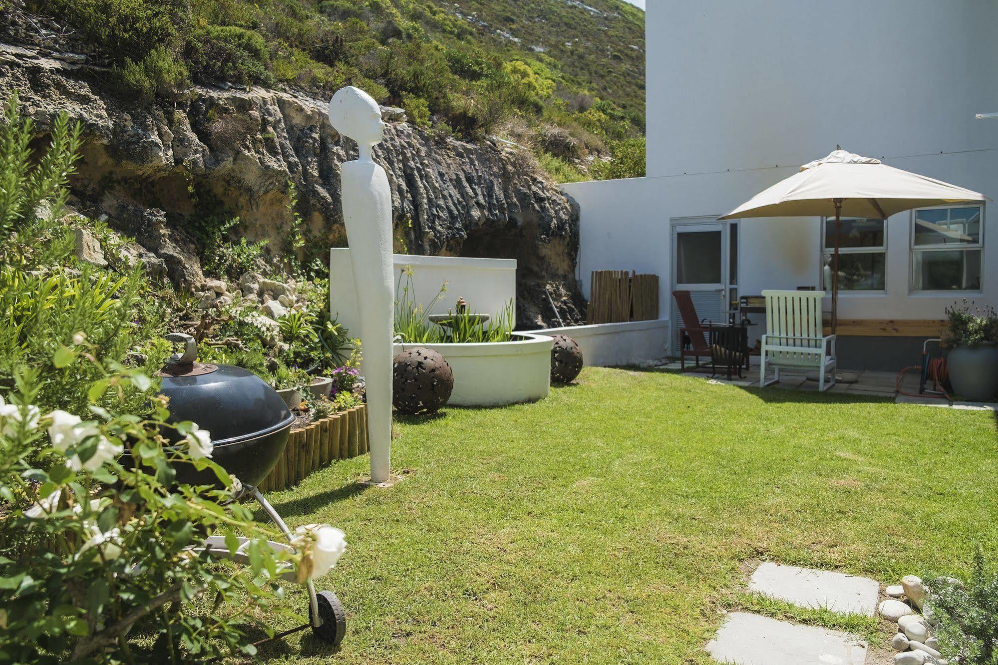 Hotel Agulhas Ocean House Extérieur photo